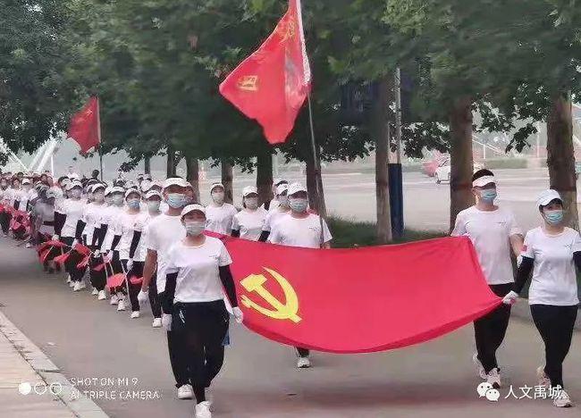 高考不足两星期，孩子总担心考试发挥失常，家长该怎么做？游戏画面